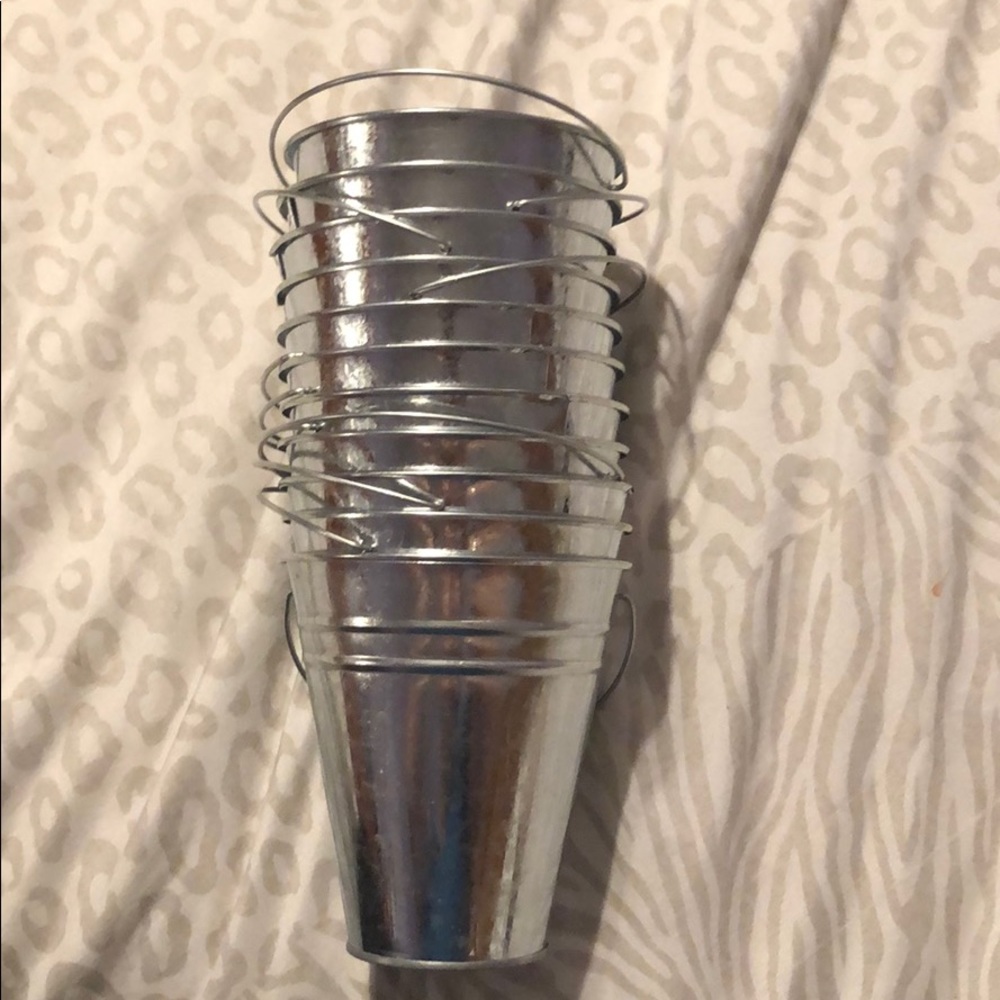 Tin buckets